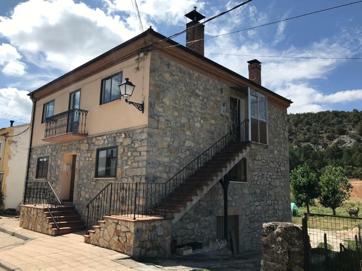 Casa De Pueblo Con Merendero Alquilable Opcionalmente Casarejos 外观 照片